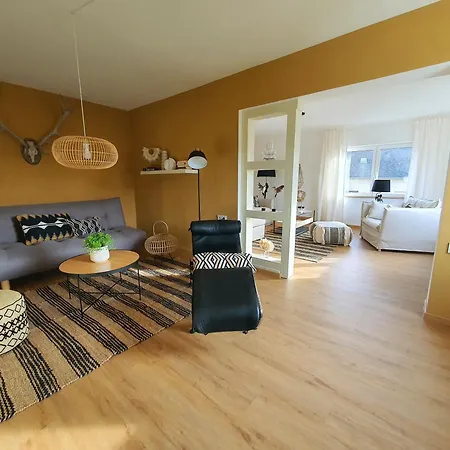 House With Two Aprtments Together, Up To 9 Persons Apartamento Mulheim an der Mosel