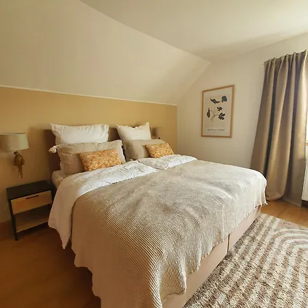 Apartment House With Two Aprtments Together, Up To 9 Persons Mulheim an der Mosel