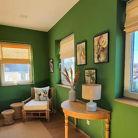 House With Two Aprtments Together, Up To 9 Persons Apartment *