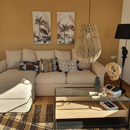 House With Two Aprtments Together, Up To 9 Persons * Muelheim an der Mosel