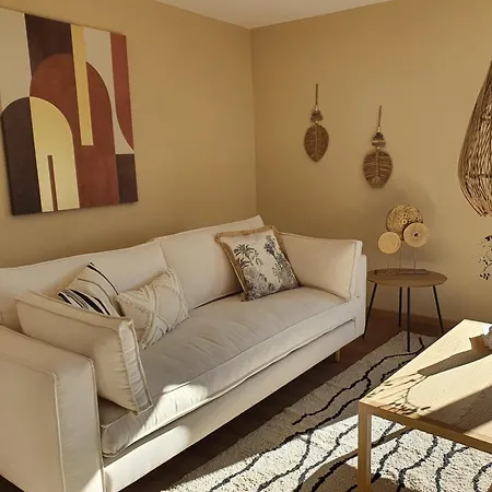Apartment House With Two Aprtments Together, Up To 9 Persons *