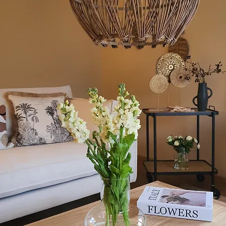 House With Two Aprtments Together, Up To 9 Persons Apartamento