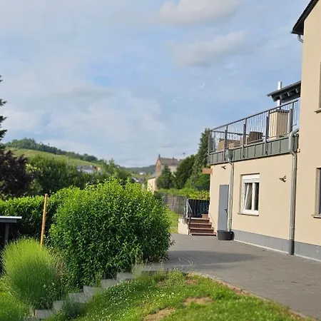 شقة House With Two Aprtments Together, Up To 9 Persons