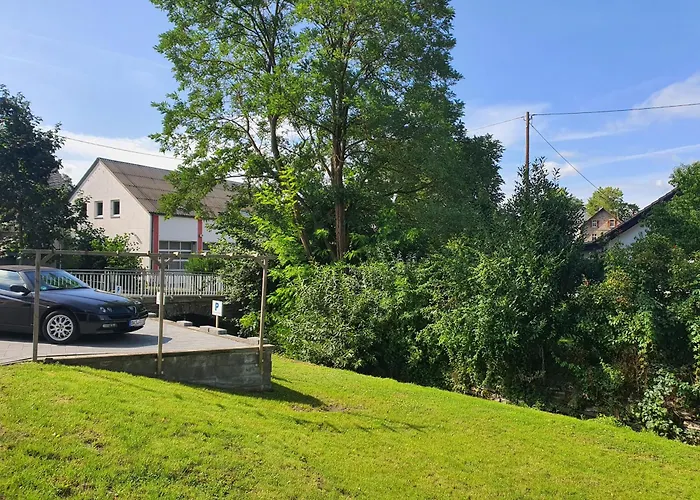 House With Two Aprtments Together, Up To 9 Persons 公寓 *