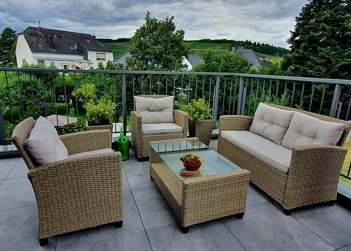 House With Two Aprtments Together, Up To 9 Persons *