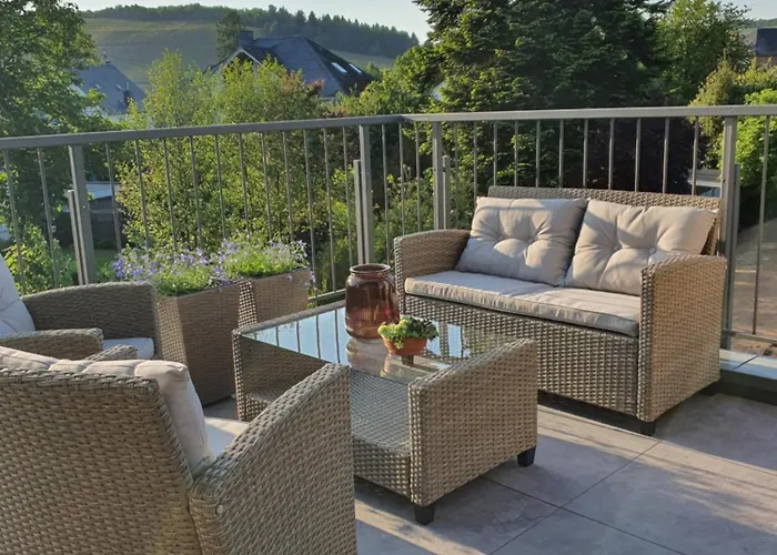 House With Two Aprtments Together, Up To 9 Persons 公寓