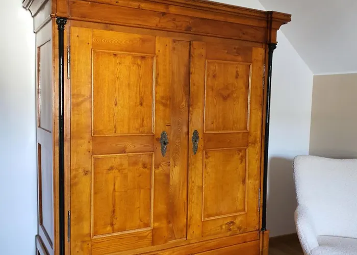 House With Two Aprtments Together, Up To 9 Persons